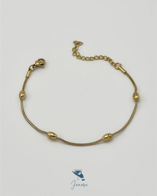 Femora Golden Dots