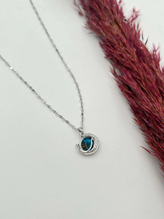Femora Lunar Veil
